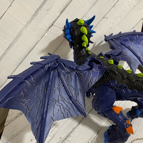 Wow Wee Untamed Legends Vulcan Blue dragon toy - Picture 9 of 9